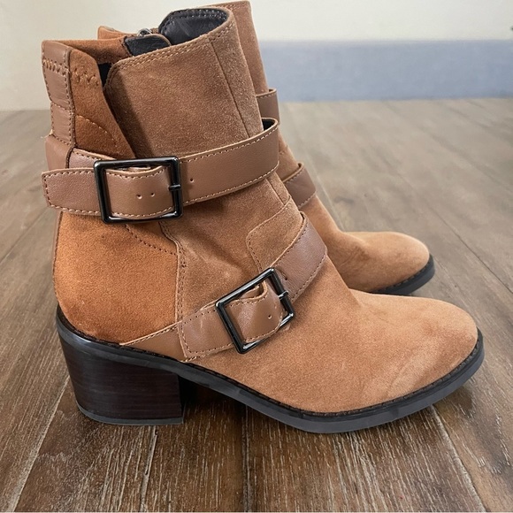 Donald Pliner Moto Boot Women 5 Tan Darby Harness Suede Ankle Bootie Buckle - Picture 6 of 13